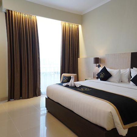 Riss Hotel Malioboro Yogyakarta Kültér fotó